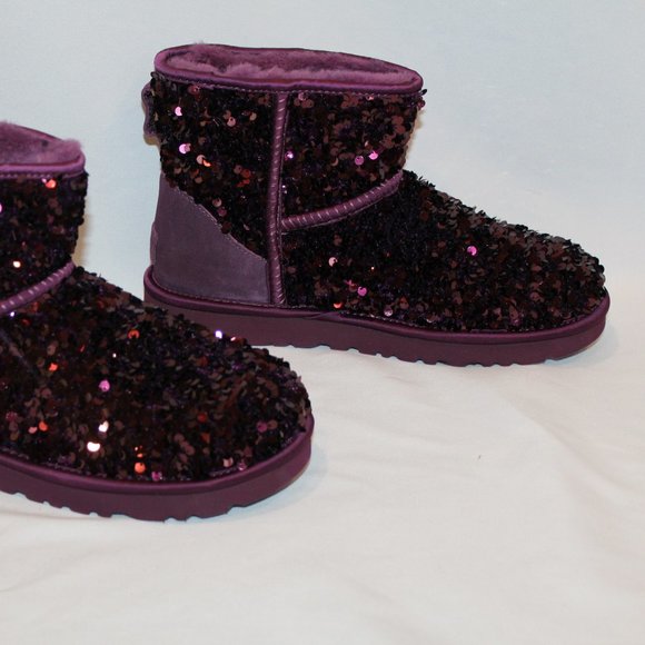NIB UGG MINI WOMEN'S STELLAR SEQUIN SHEARLING LINED ANKLE BOOTS PORT BURGUNDY - Picture 3 of 8